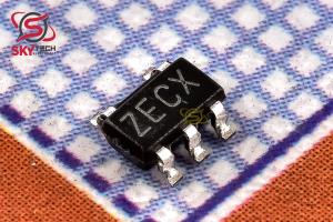 LM4132AQ1MFT2.5 (ZECX)